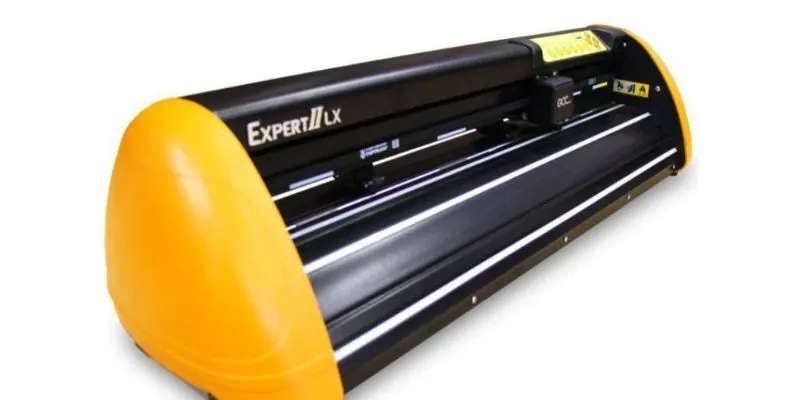Máy cắt decal quảng cáo GCC Expert24 LX
