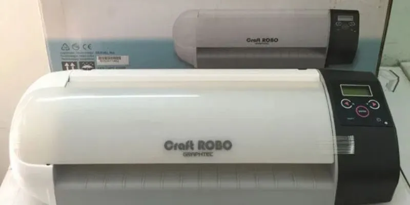 Máy cắt decal mini Craft Robo